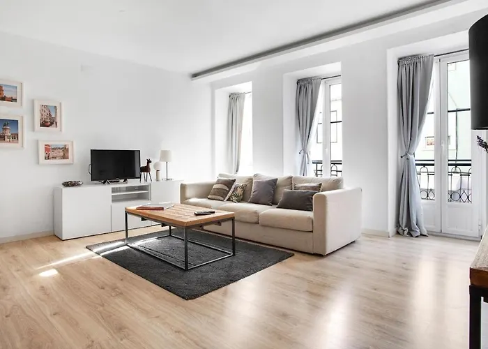 In Estrela - Amazing For Families By Lisbeyond Lizbona
