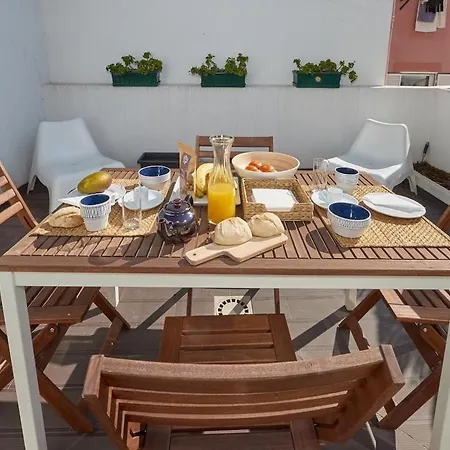 Διαμέρισμα Modern 2 Bedroom In Estrela With Outside Terrace! Amazing For Families, Couples, Friends