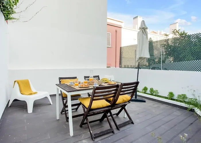 Apartment In Estrela - Amazing For Families By Lisbeyond Lissabon